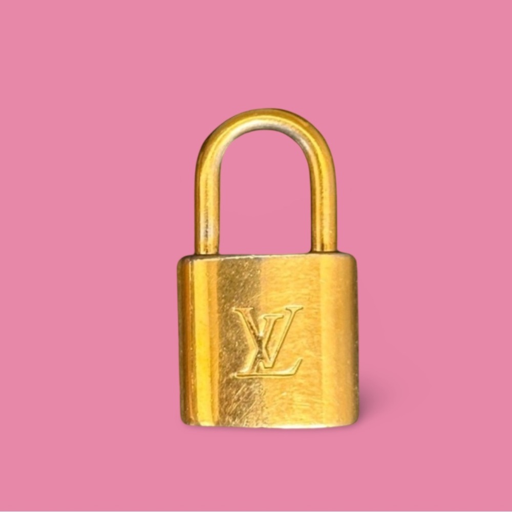 Louis Vuitton Gold Lock #301